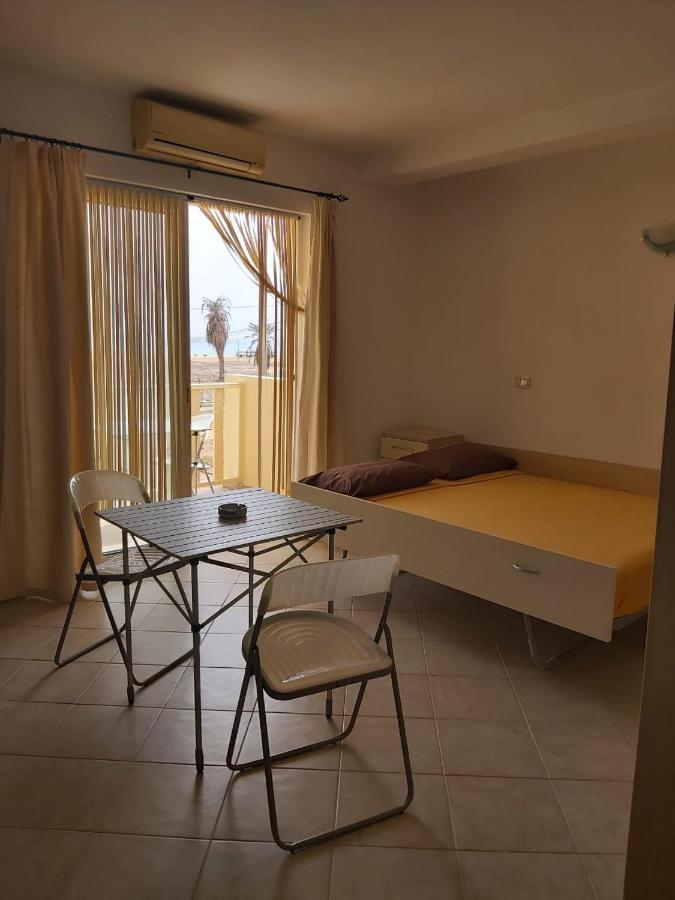 Tres Caravelas Studio Flats Santa Maria Extérieur photo